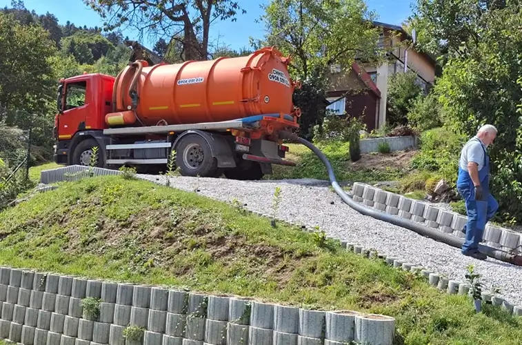 Vývoz septiku a vývoz žúmp - chmet.sk